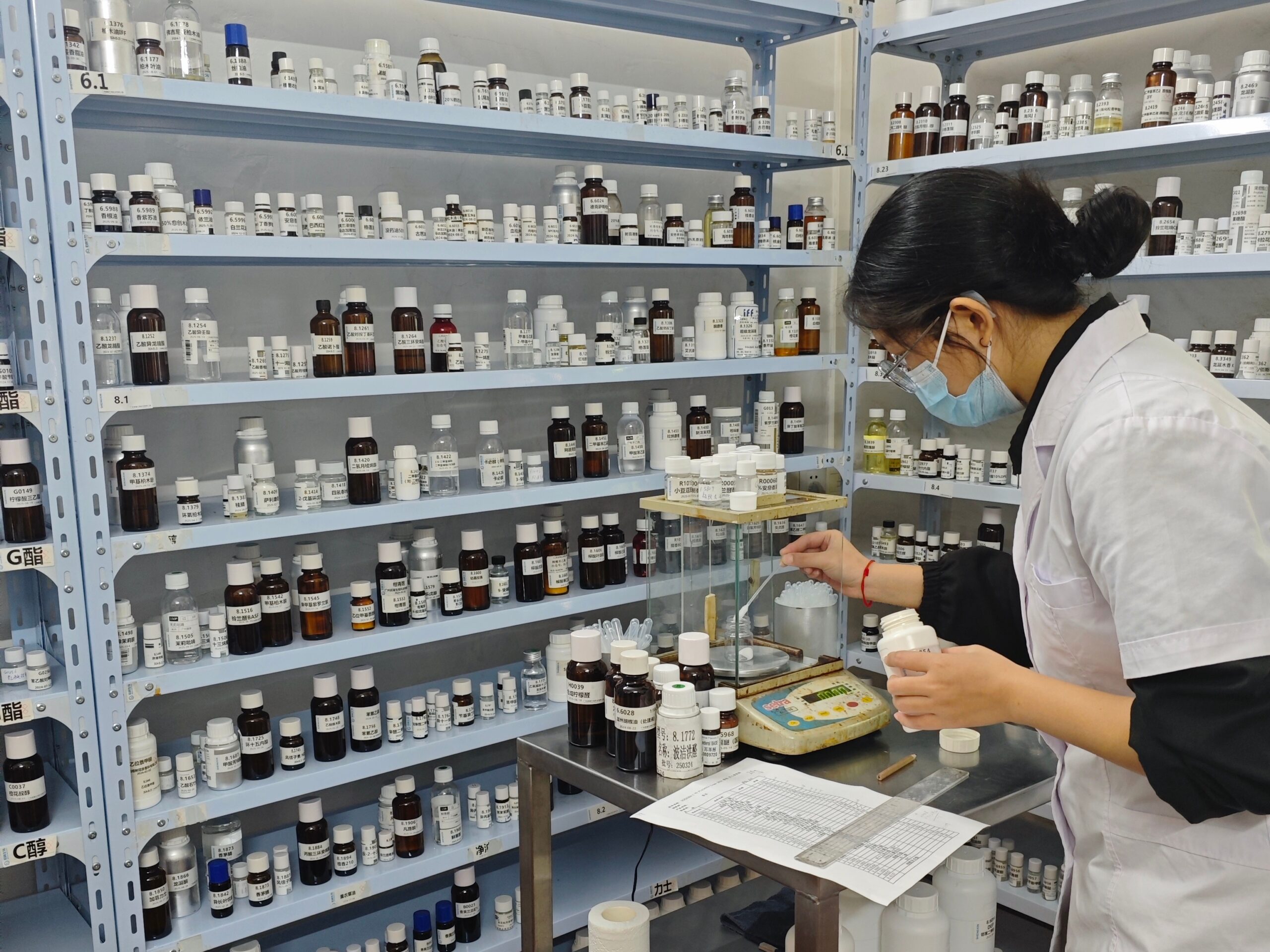 SIRAJAURA laboratory conducting fragrance stability and projection testing for humid climates